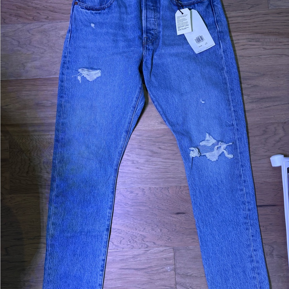 Levi's Skinny Medium-Wash Distressed Jeans